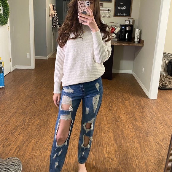Fashion Nova High-waisted Boyfriend Jeans Ripped - Picture 2 of 4